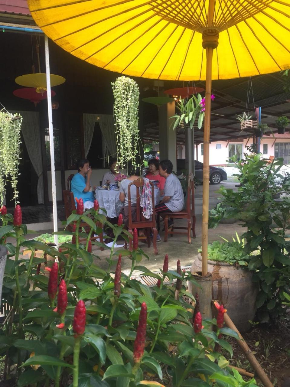 Baan Sithepaban Guesthouse Пхитсанулок Экстерьер фото
