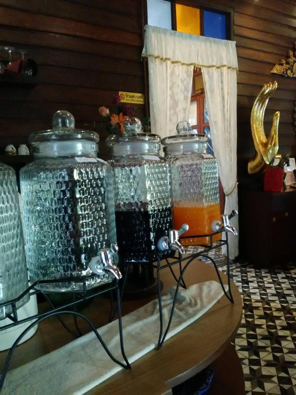 Baan Sithepaban Guesthouse Пхитсанулок Экстерьер фото